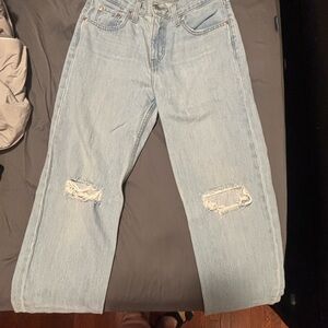 Light Blue distressed Woman’s Levi Low Pro size 26